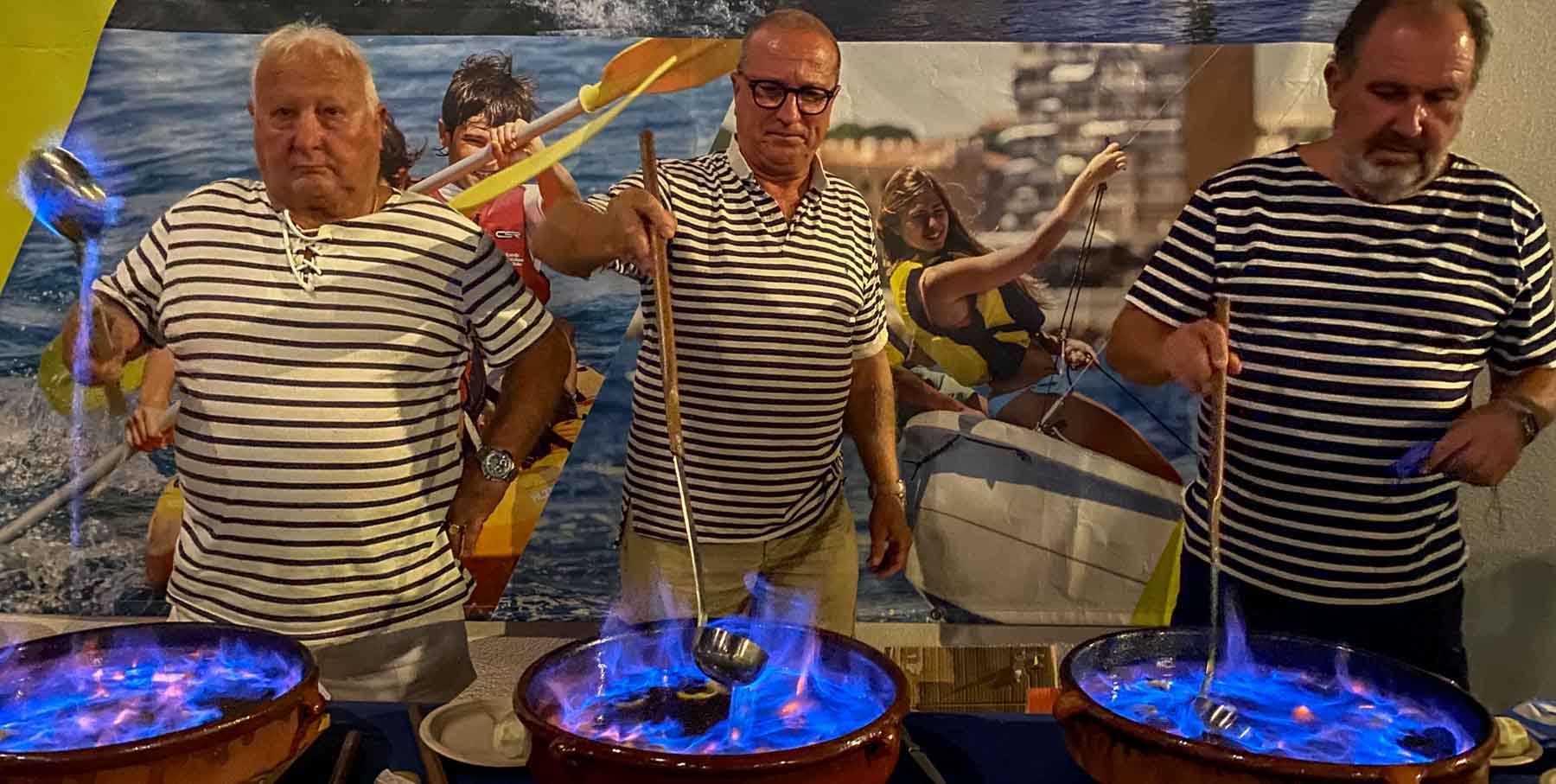 Actuació de la cantant Neus Mar al Concert de Música en Viu de l'Escala