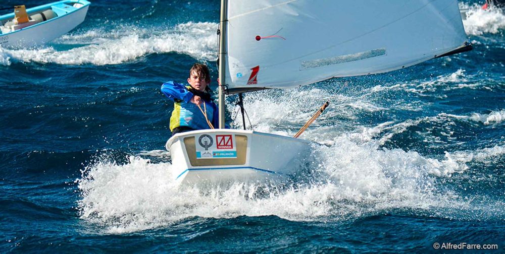 2022-Club Nautic lEscala-c-alfred-farre-vila de palamos-optimist (3)